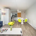 Hall Hotel 3*