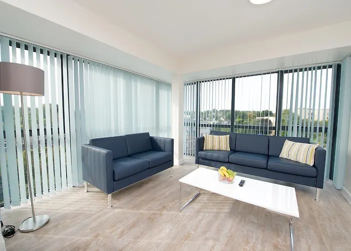 Hall Отель Корк